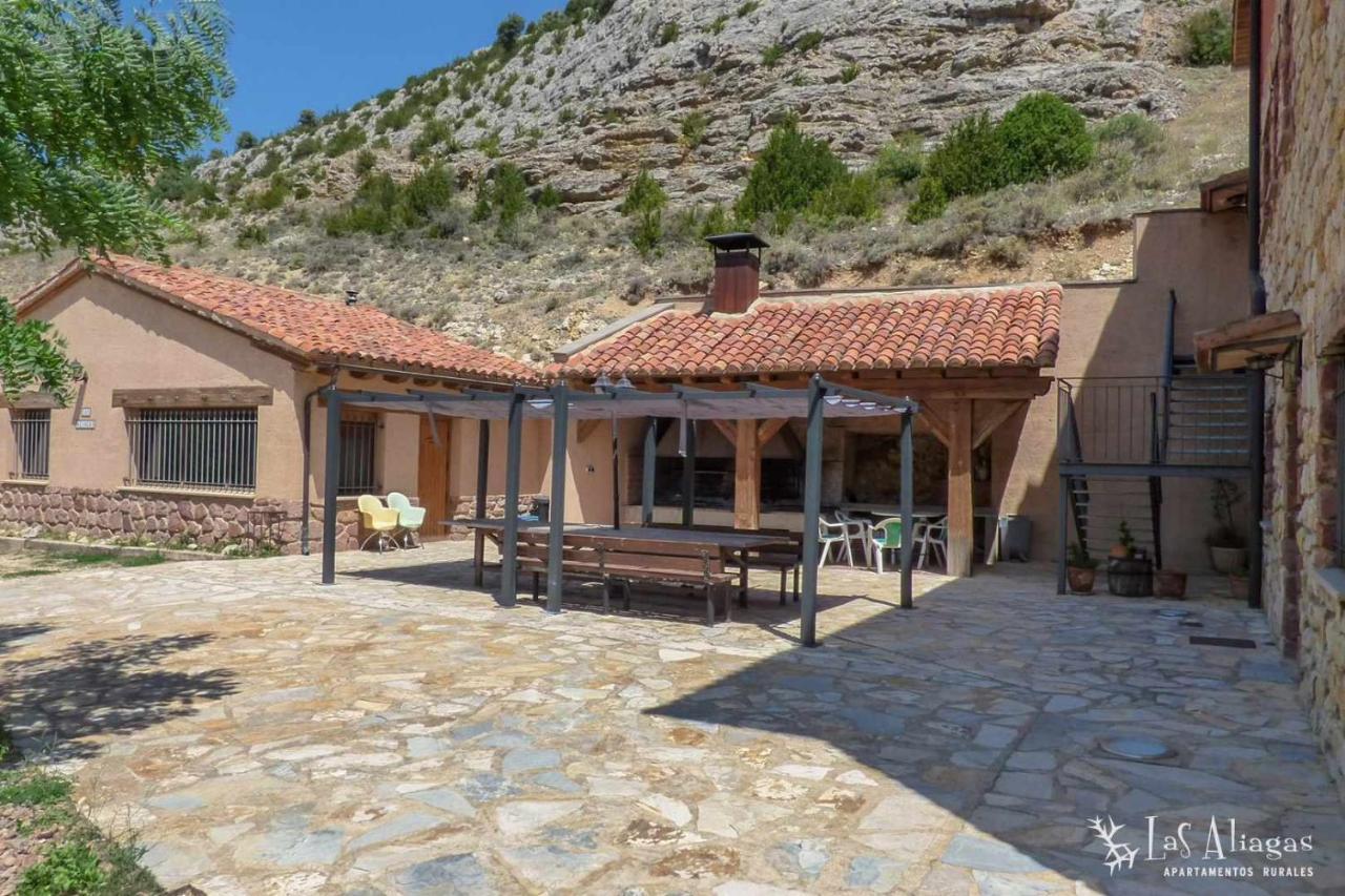 Aliagas Rurales * Megina