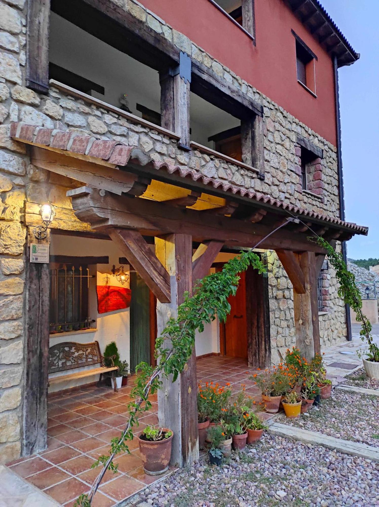 Aliagas Rurales Apartment Megina